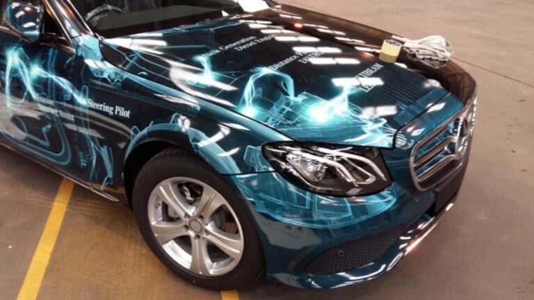 How Much Does It Cost To Vinyl Wrap A Car - featued image